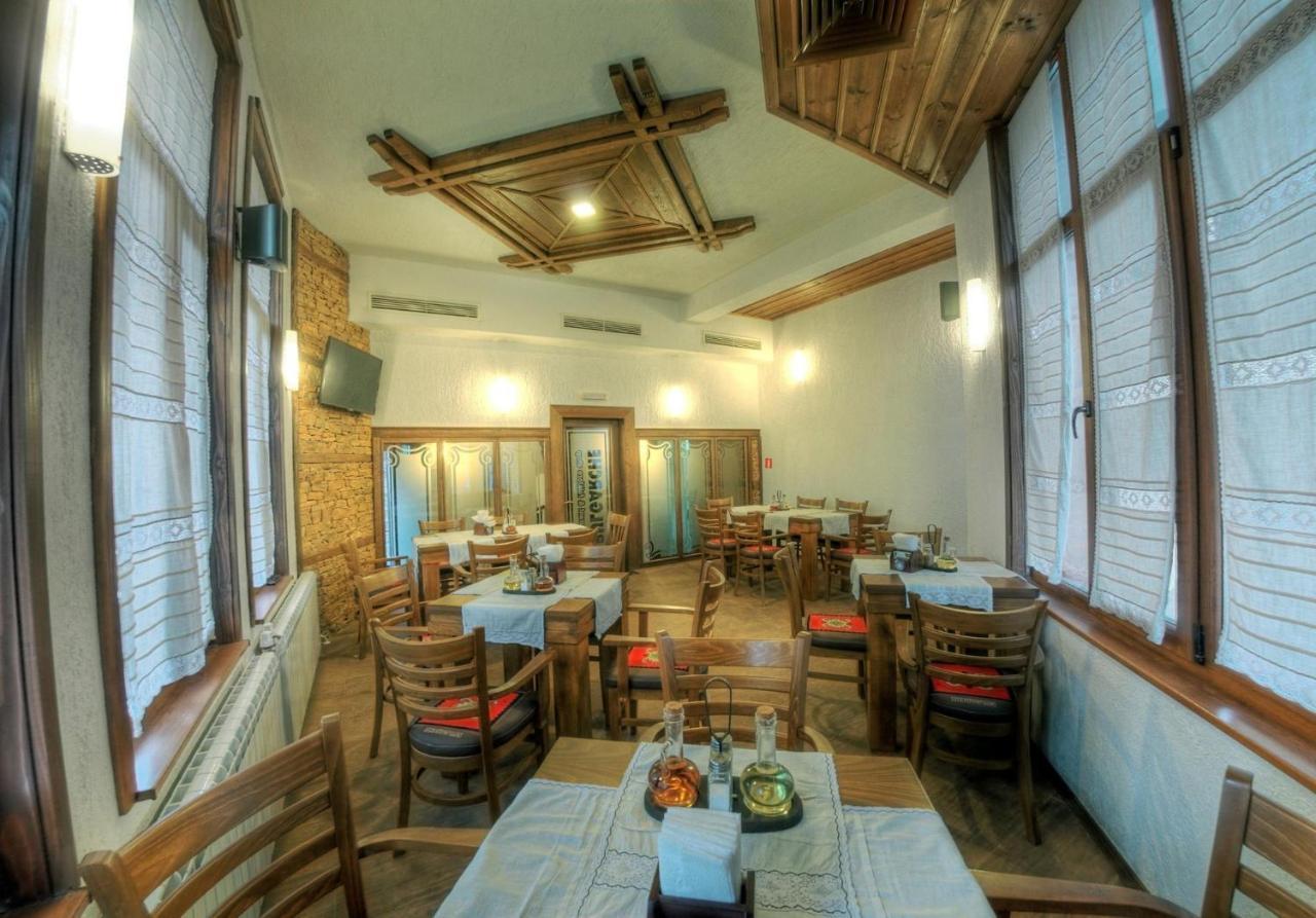 Българче Хотел - Ресторант Smolyan Ngoại thất bức ảnh