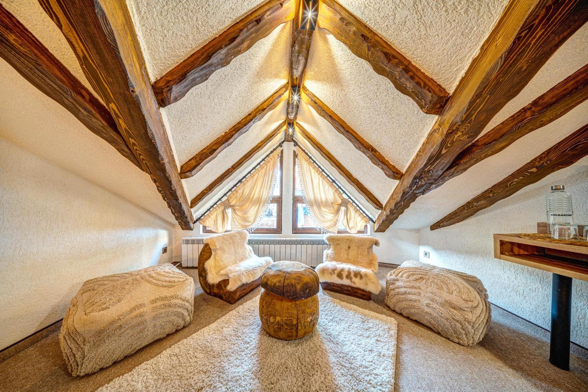 Българче Хотел - Ресторант Smolyan Ngoại thất bức ảnh
