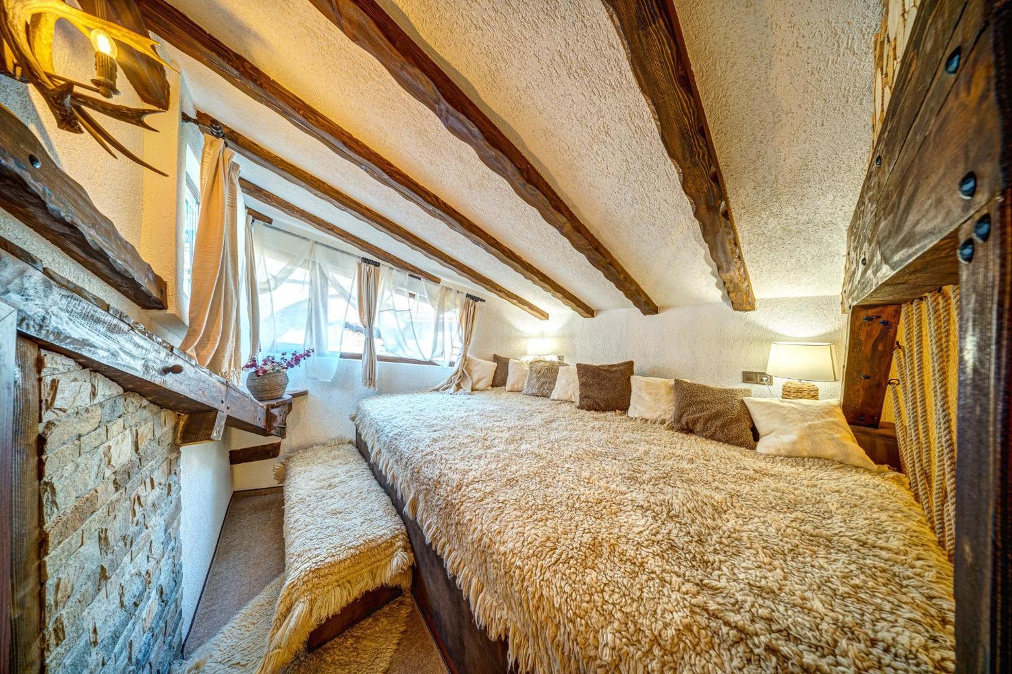 Българче Хотел - Ресторант Smolyan Ngoại thất bức ảnh